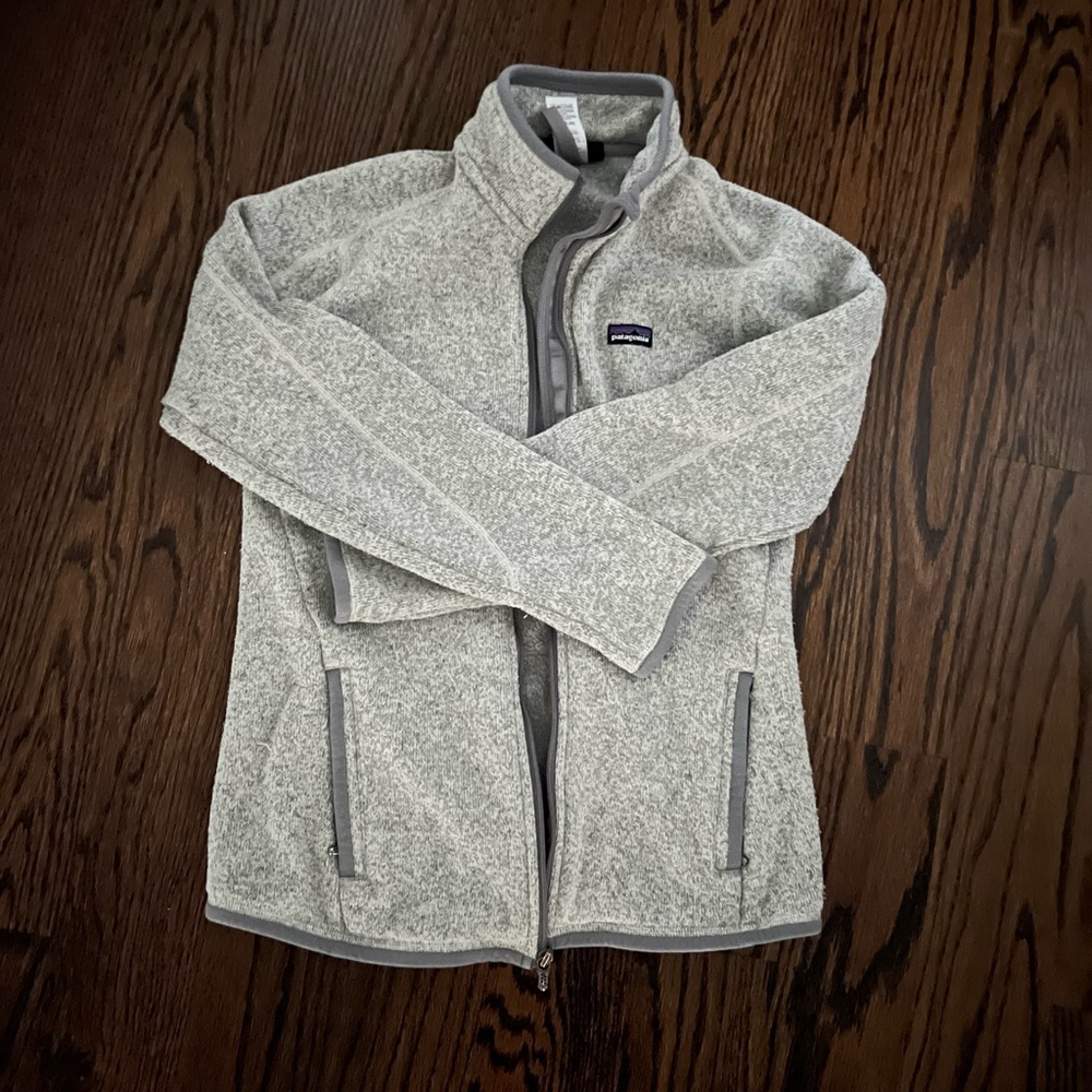 Women’s Patagonia better sweater grey jacket